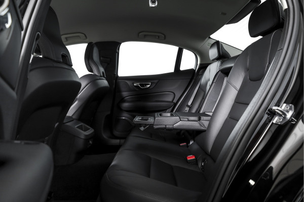 Volvo S60 2.0 T5 250 PK Intro Edition - Automaat | Dig. Cockpit | Adapt. Cruise | Leder | Elek. bestuurderstoel met geheugen | Stoelverw. | PDC | Camera | NAV + App. Connect | ECC | DAB | Elek. Trekhaak | LM 19" |