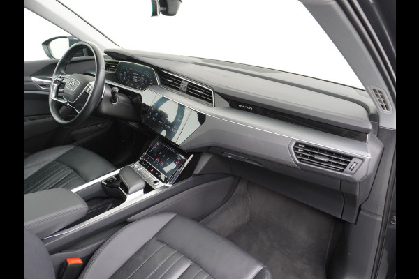 Audi e-tron 50 Quattro Launch Edition Plus 71kWh Leder+Verwarmd+Geheugen Apple Carplay Navi Panoramadak Luchtvering Adap.Cruise PDC Camera S Led Lmv 20" Keyless-go Lichtpakket Dodehoekdetectie Regensensor Rijstrooksensor Lichtpakket Dealeronderhouden Fase 3 Nieuwprijs  €73.451,-