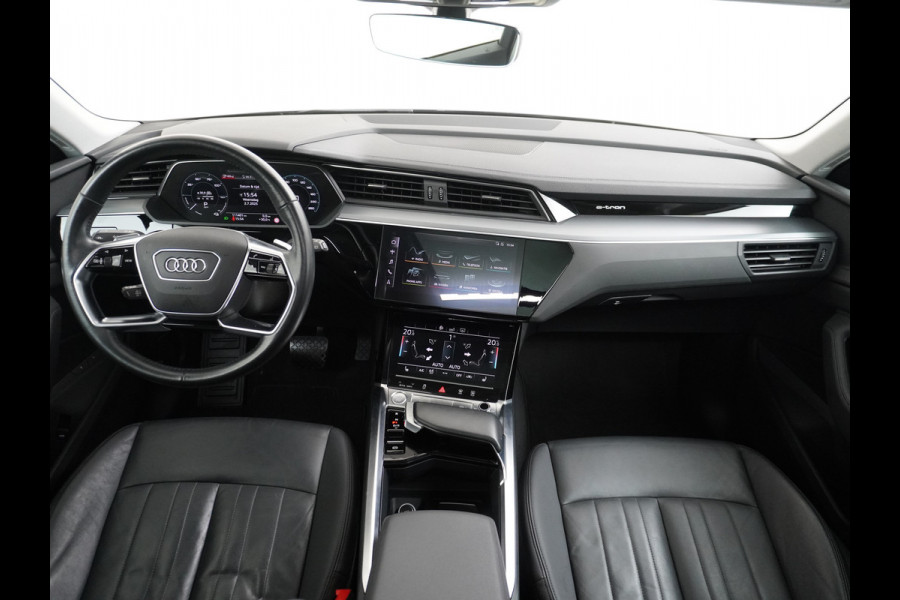 Audi e-tron 50 Quattro Launch Edition Plus 71kWh Leder+Verwarmd+Geheugen Apple Carplay Navi Panoramadak Luchtvering Adap.Cruise PDC Camera S Led Lmv 20" Keyless-go Lichtpakket Dodehoekdetectie Regensensor Rijstrooksensor Lichtpakket Dealeronderhouden Fase 3 Nieuwprijs  €73.451,-
