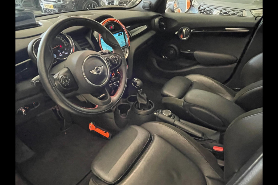 MINI Mini 1.5 Cooper Chili 5DRS Pano Leder AUT BlackPack ´17