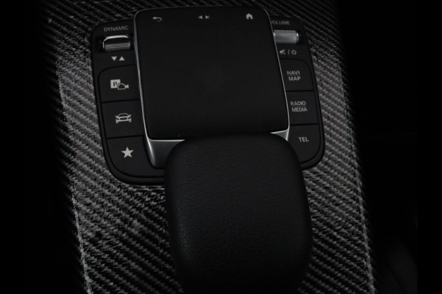 Mercedes-Benz A-Klasse 250e Business Solution Luxury | Leder | Stoelverwarming | Trekhaak | Camera | Navigatie | Full LED | Park Assist | Climate control | Widescreen