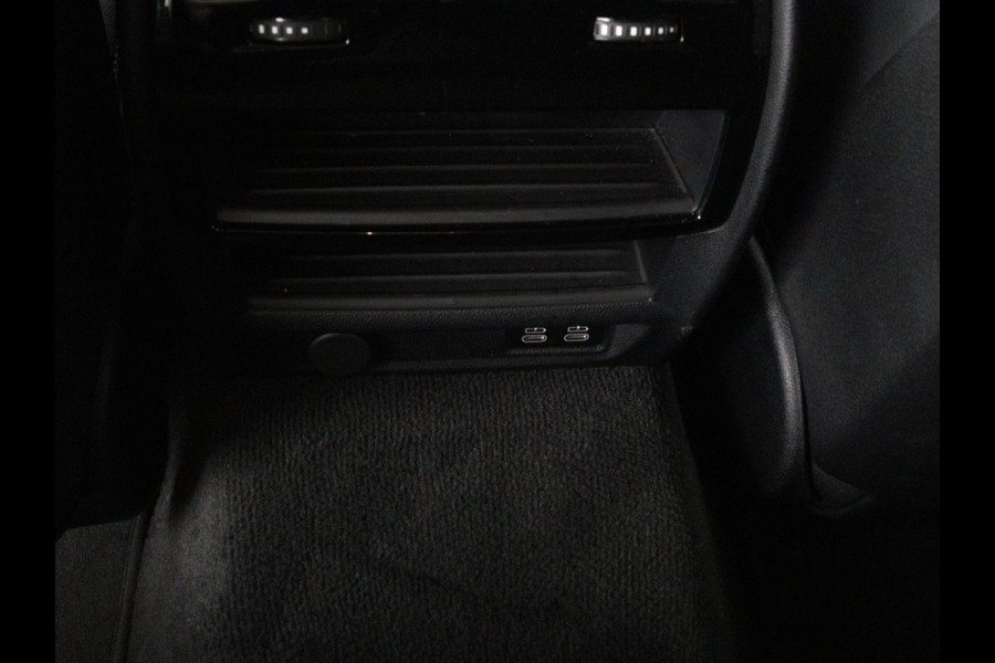 BMW 5 Serie 530e High Executive | Leder | Stoel & stuurverwarming | Adaptive cruise | Carplay | Sfeerverlichting | Camera | Live Cockpit | Navigatie | Full LED