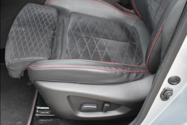 Renault Kadjar 1.3 TCe Black Edit. Automaat. Camera. Climate control.