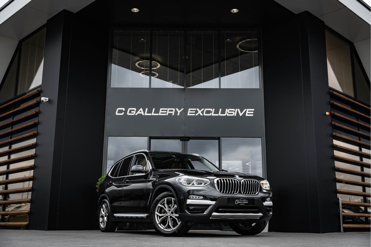 BMW X3 xDrive20i High Executive - Panorama | HUD | Cruise Control | Trekhaak BMW X3 xDrive20i High Executive - Panorama | HUD | Cruise Control | Trekhaak