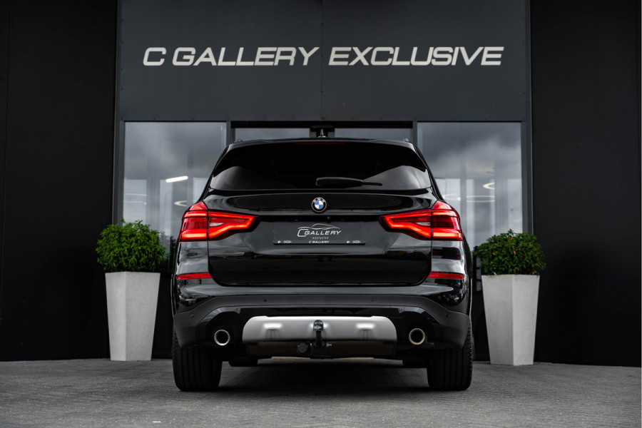 BMW X3 xDrive20i High Executive - Panorama | HUD | Cruise Control | Trekhaak