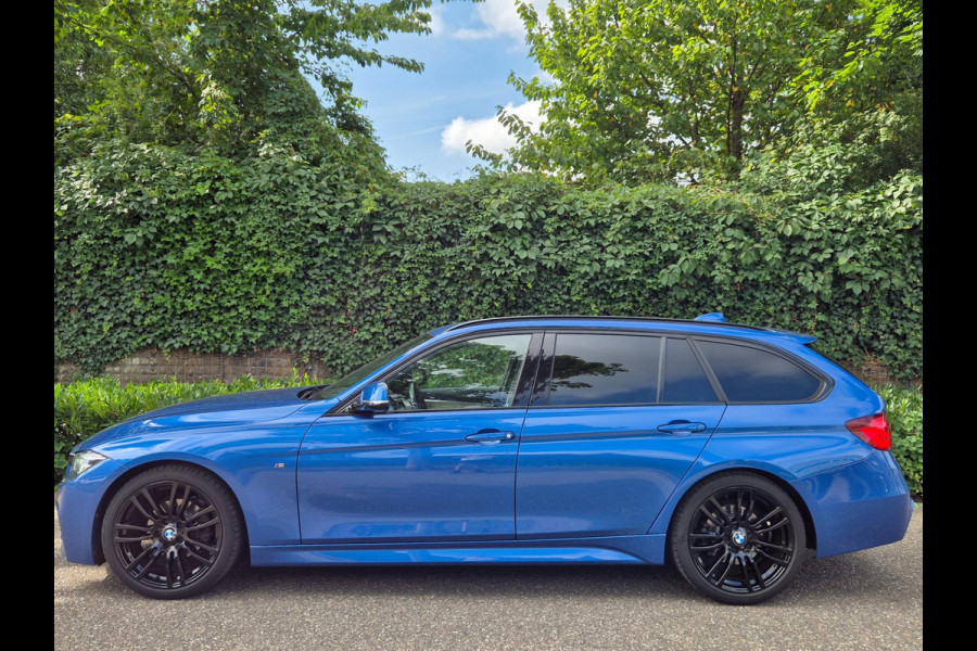 BMW 3 Serie Touring F31 M Sport blauw Harman Kardon Apple CarPlay Dig.teller 19inch breedset Su
