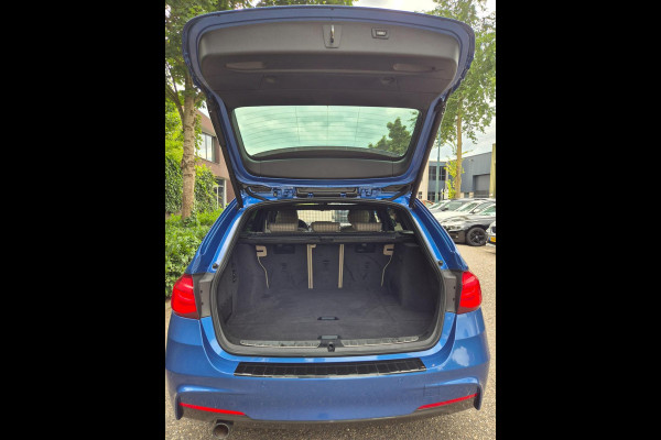 BMW 3 Serie Touring F31 M Sport blauw Harman Kardon Apple CarPlay Dig.teller 19inch breedset Su