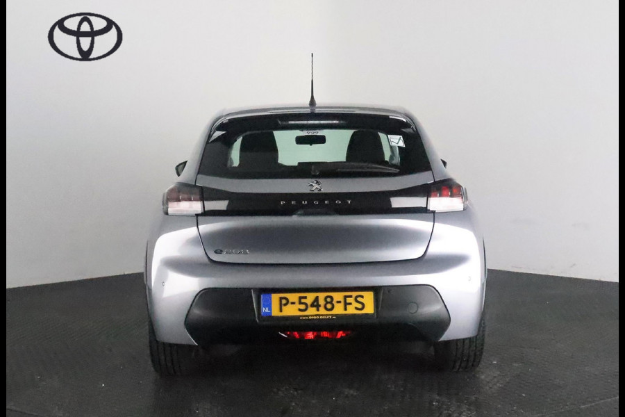 Peugeot e-208 EV ALLURE PACK 50 KWh ACCU= 93% +SNELLADEN 3 FASE LADEN TOT 2 JAAR GARANTIE ! Als nieuw!