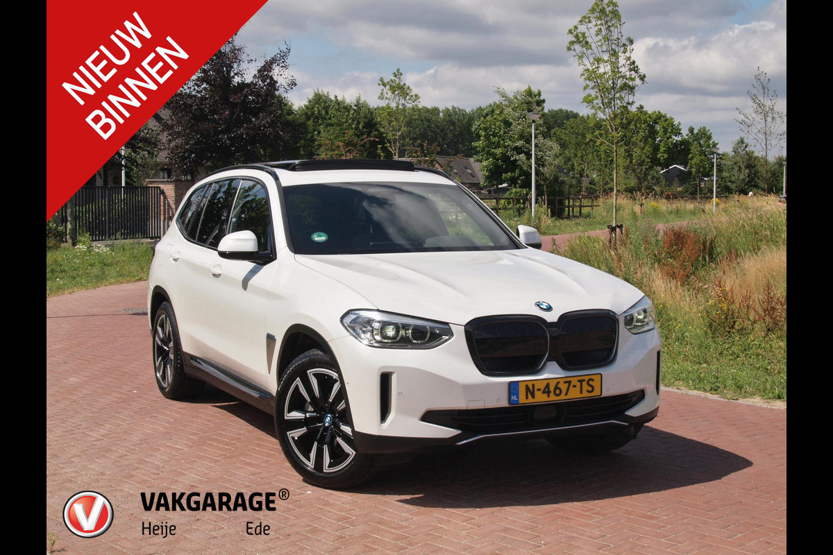 BMW iX3 Executive 80 kWh | Panoramadak | NL-Auto | Camera | BMW iX3 Executive 80 kWh | Panoramadak | NL-Auto | Camera |