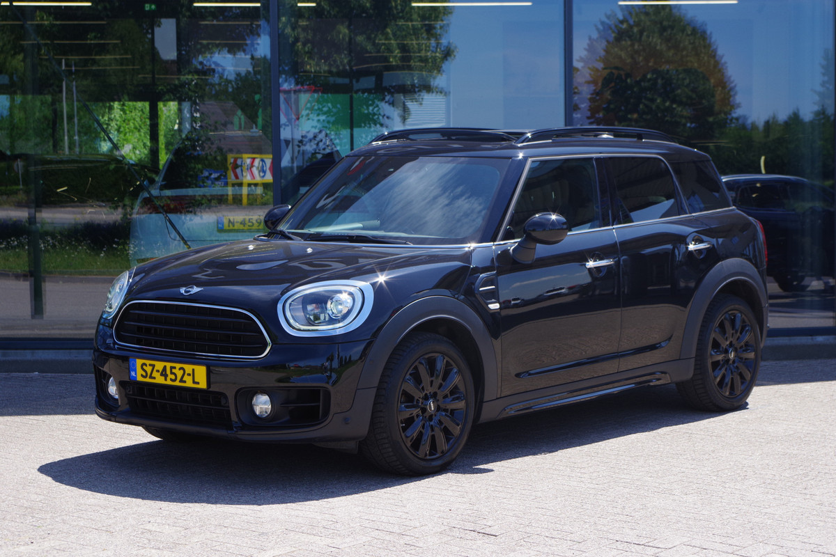 MINI Countryman 1.5 Cooper Chili 136 PK Automaat, Leder, Panoramadak, LED, Carplay, Climate Control MINI Countryman 1.5 Cooper Chili 136 PK Automaat, Leder, Panoramadak, LED, Carplay, Climate Control