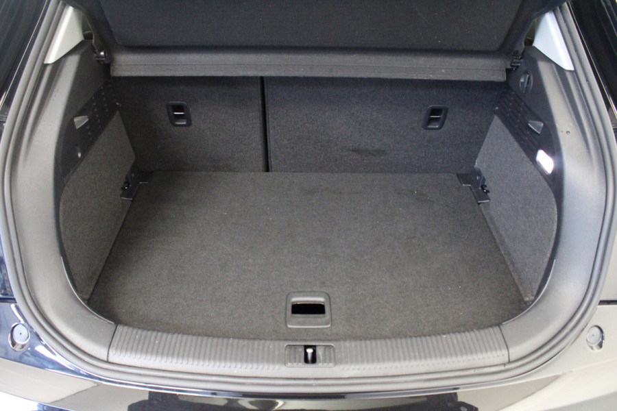 Audi A1 Sportback 1.4 TFSI Design |S-Line|