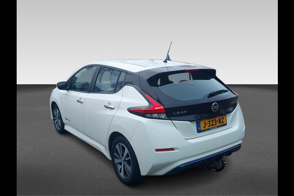 Nissan Leaf Acenta 40 kWh met trekhaakkogel (voor fietsendrager)