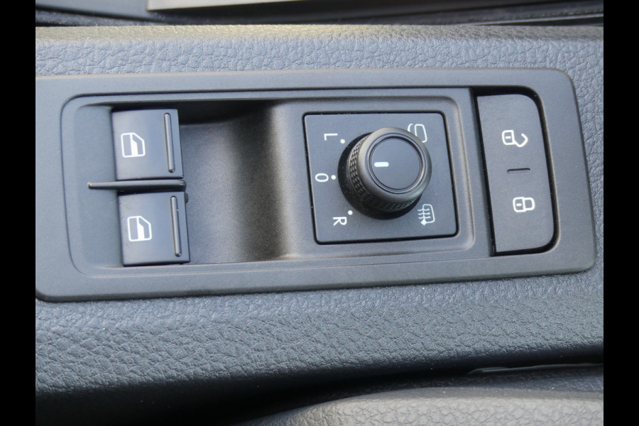 Volkswagen Transporter 2.0 TDI Lang Dubbel Cabine Dubbele Schuifdeuren Leer/Trekhaak