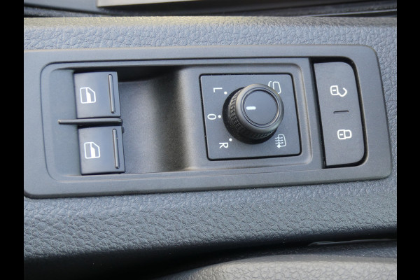 Volkswagen Transporter 2.0 TDI Lang Dubbel Cabine Dubbele Schuifdeuren Leer/Trekhaak