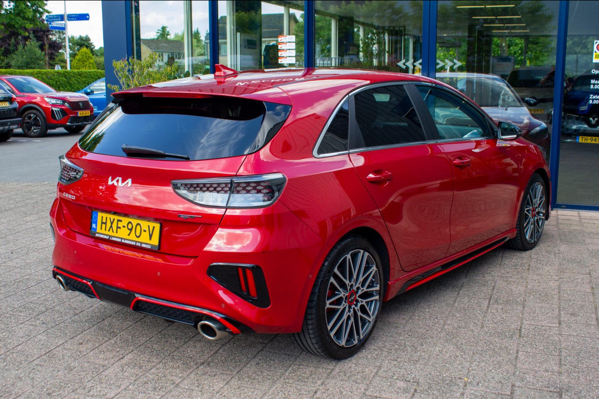 Kia Ceed 1.6 T-GDi GT|Prijs rijklaar incl. 12 mnd garantie|LMV DAB PDC Carplay NAV Stoelverwarming Bluetooth Kia Ceed 1.6 T-GDi GT|Prijs rijklaar incl. 12 mnd garantie|LMV DAB PDC Carplay NAV Stoelverwarming Bluetooth