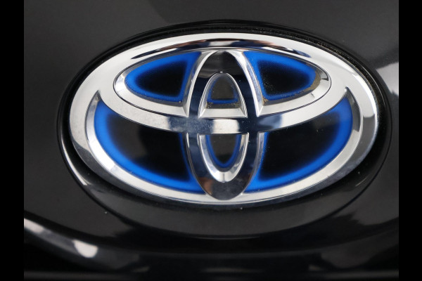 Toyota Yaris 1.5 HYBRIDE BLACKLINE GARANTIE 5-2034 AUTOMAAT. CLOUD NAVI. SLECHTS 11.000 KM.