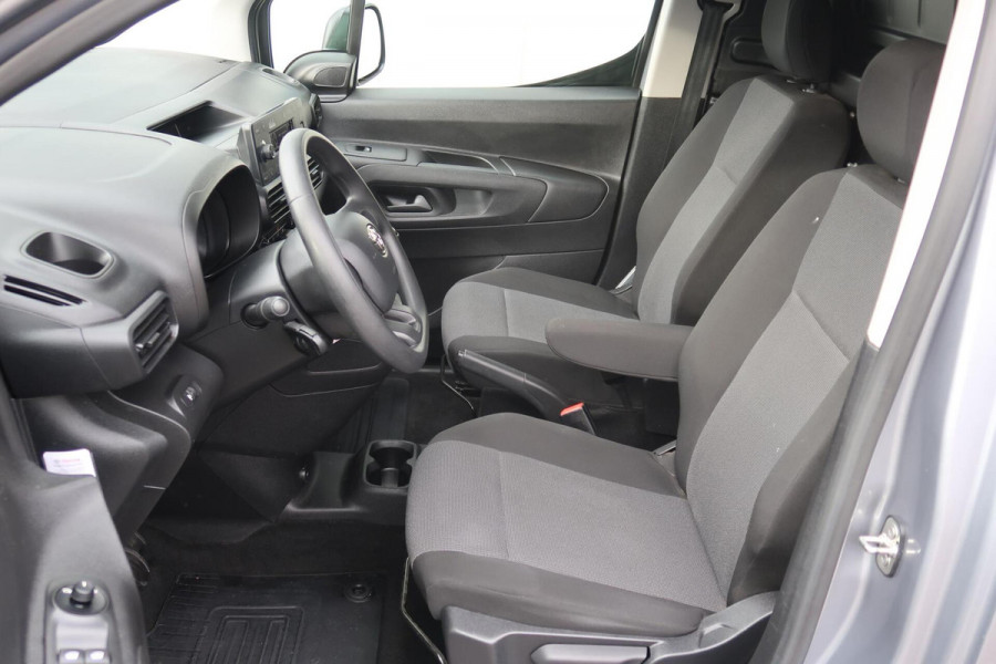 Toyota PROACE CITY 1eEig! | TREKHAAK | !KEURIGE STAAT! | NIEUWE APK