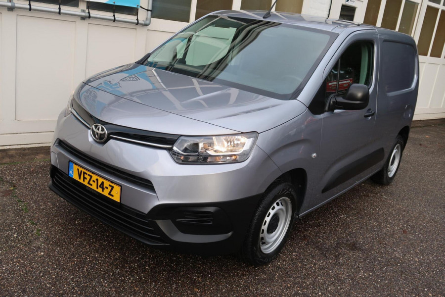 Toyota PROACE CITY 1eEig! | TREKHAAK | !KEURIGE STAAT! | NIEUWE APK