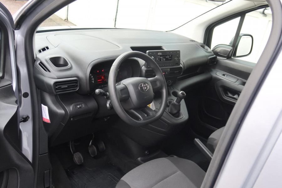 Toyota PROACE CITY 1eEig! | TREKHAAK | !KEURIGE STAAT! | NIEUWE APK