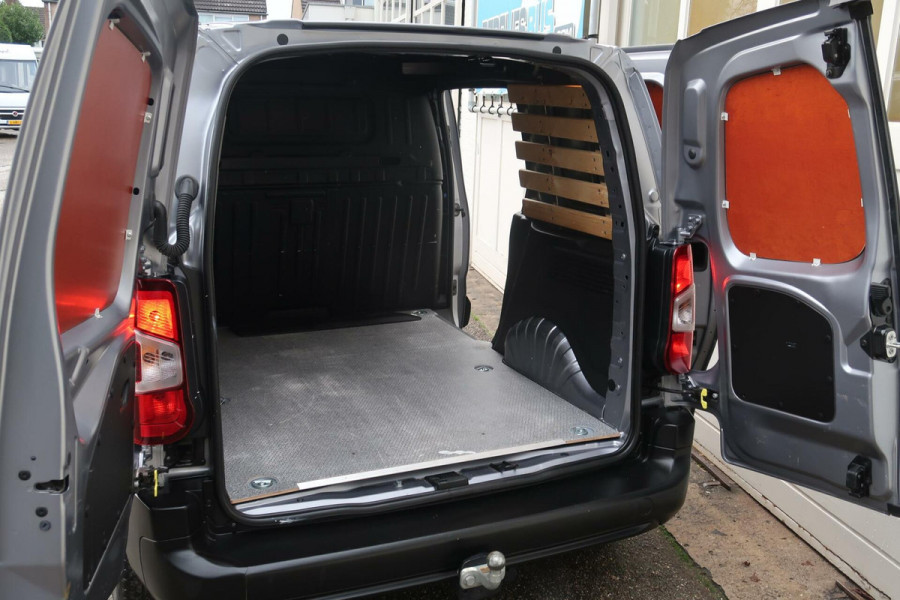 Toyota PROACE CITY 1eEig! | TREKHAAK | !KEURIGE STAAT! | NIEUWE APK