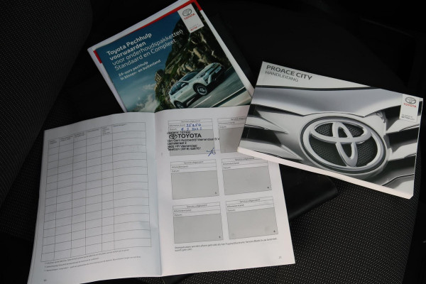 Toyota PROACE CITY 1eEig! | TREKHAAK | !KEURIGE STAAT! | NIEUWE APK