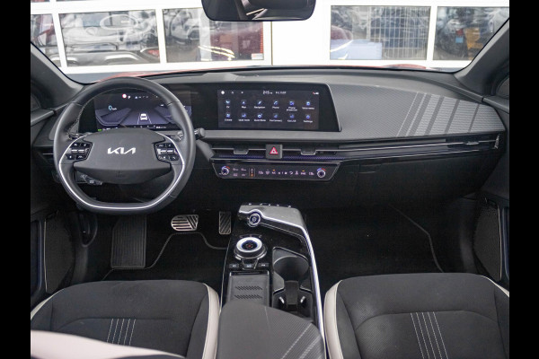 Kia Ev6 GT-Line 77.4 kWh schuifkanteldak l Stoelverwarming en stoel ventilatie l Meridian soundsysteem