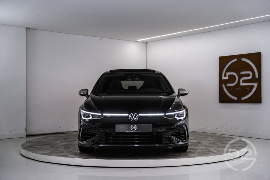Volkswagen Golf 2.0 TSI R 4Motion Performance 320PK | Akrapovic | Leder&Memory | Harman/Kardon | VOL! 12 MND Garantie