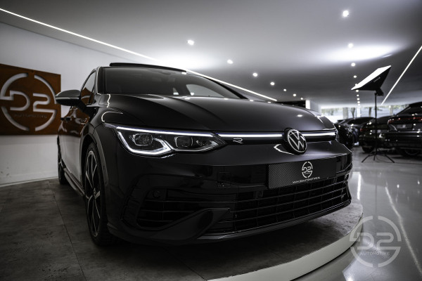 Volkswagen Golf 2.0 TSI R 4Motion Performance 320PK | Akrapovic | Leder&Memory | Harman/Kardon | VOL! 12 MND Garantie