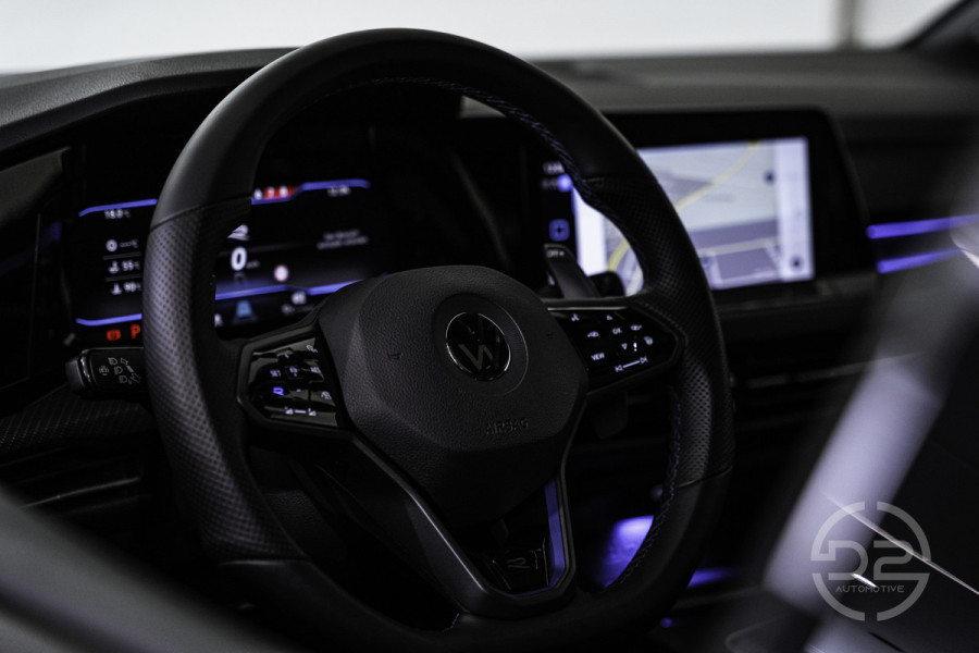 Volkswagen Golf 2.0 TSI R 4Motion Performance 320PK | Akrapovic | Leder&Memory | Harman/Kardon | VOL! 12 MND Garantie