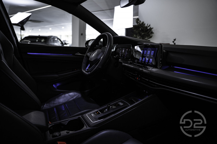 Volkswagen Golf 2.0 TSI R 4Motion Performance 320PK | Akrapovic | Leder&Memory | Harman/Kardon | VOL! 12 MND Garantie