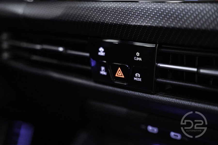 Volkswagen Golf 2.0 TSI R 4Motion Performance 320PK | Akrapovic | Leder&Memory | Harman/Kardon | VOL! 12 MND Garantie