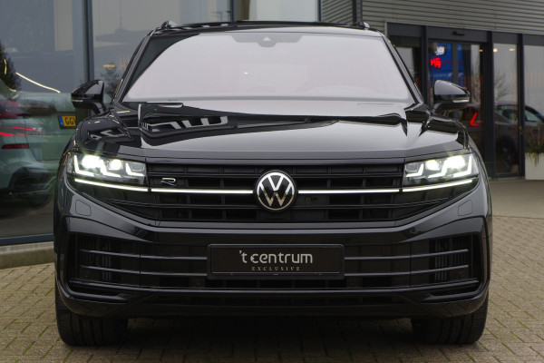 Volkswagen Touareg 3.0 TSi R 4MOTION 463 PK PHEV, Trekhaak, Panoramadak, Dynaudio, Massage