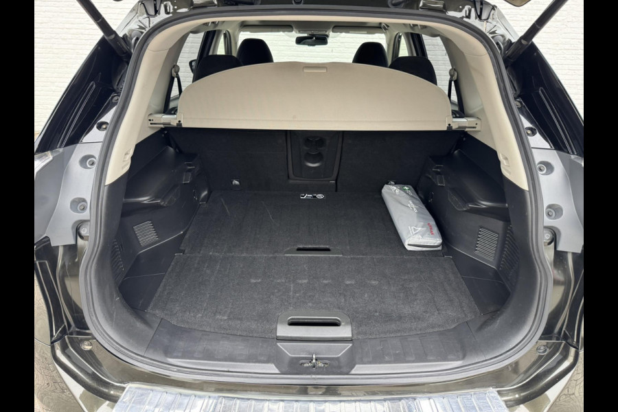 Nissan X-Trail 1.6 DIG-T Connect Edition Trekhaak Panorama dak Camera Navigatie Cruise Pdc