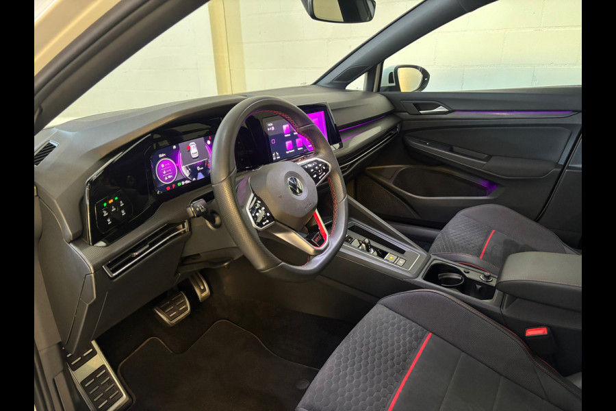 Volkswagen Golf 2.0 TSI GTI CLUBSPORT 300pk panorama