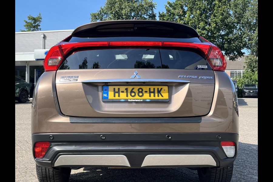 Mitsubishi Eclipse Cross 1.5 DI-T 4WD First Edition 163pk Automaat | Adaptieve Cruise | Head Up Display | Full Leder | | Panorama dak | Stoelverwarming | 1.600kg Trekgewicht!