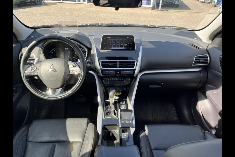 Mitsubishi Eclipse Cross 1.5 DI-T 4WD First Edition 163pk Automaat | Adaptieve Cruise | Head Up Display | Full Leder | | Panorama dak | Stoelverwarming | 1.600kg Trekgewicht!