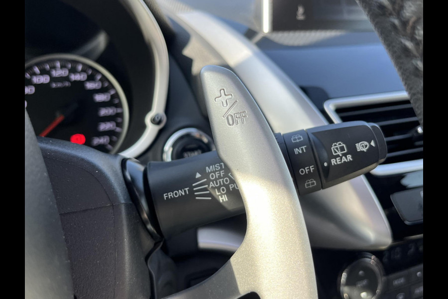 Mitsubishi Eclipse Cross 1.5 DI-T 4WD First Edition 163pk Automaat | Adaptieve Cruise | Head Up Display | Full Leder | | Panorama dak | Stoelverwarming | 1.600kg Trekgewicht!