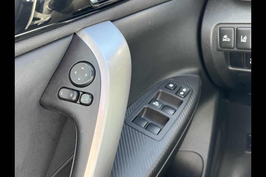 Mitsubishi Eclipse Cross 1.5 DI-T 4WD First Edition 163pk Automaat | Adaptieve Cruise | Head Up Display | Full Leder | | Panorama dak | Stoelverwarming | 1.600kg Trekgewicht!