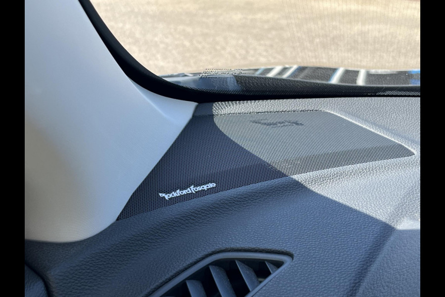 Mitsubishi Eclipse Cross 1.5 DI-T 4WD First Edition 163pk Automaat | Adaptieve Cruise | Head Up Display | Full Leder | | Panorama dak | Stoelverwarming | 1.600kg Trekgewicht!