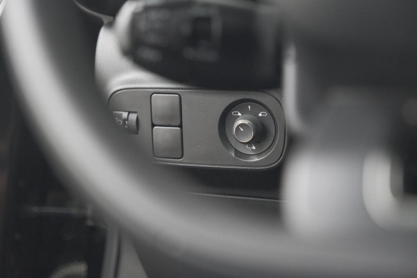 Citroën C3 PureTech 110 EAT6 Max | Apple Carplay | Parkeersensoren | Climate Control | 16 Inch Lichtmetalen Velgen