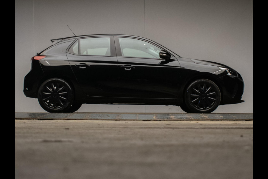Opel Corsa 1.2 Edition Sport (APPLE CARPLAY,NAVI,CRUISE,LANE ASSIST,BLACKPACK,BLUETOOTH,SPORTSTOELEN,NIEUWE APK,NETTE STAAT)