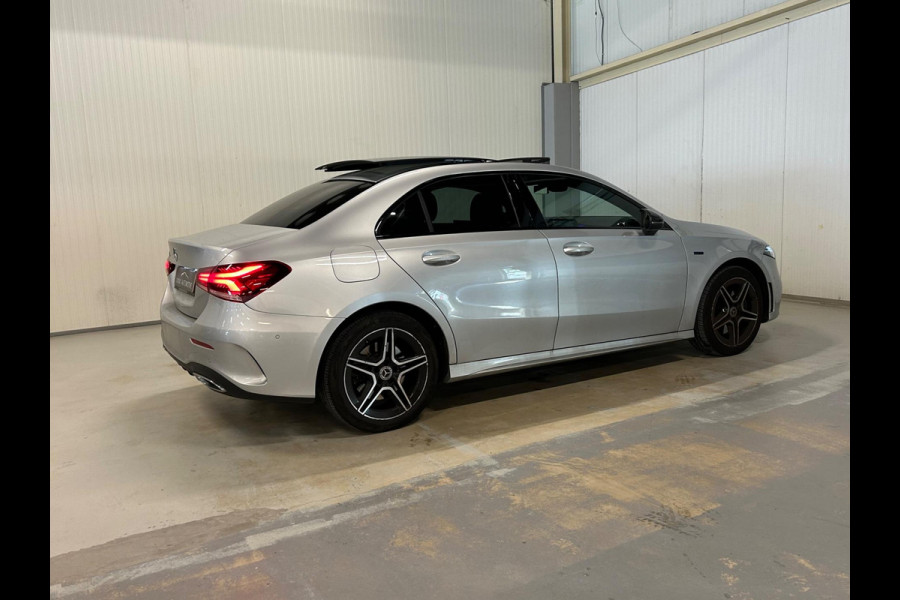 Mercedes-Benz A-Klasse 250 e Business Solution AMG Limited | PANO | NIGHT | CAMERA | AMBIANCE