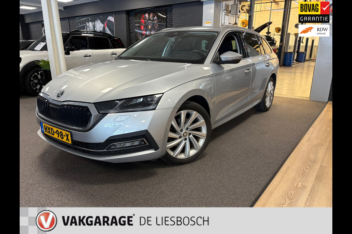 Škoda Octavia Combi 1.4 TSI iV PHEV Business Edition / head-up / elektrische stoel verstelling + stoelverwarming Škoda Octavia Combi 1.4 TSI iV PHEV Business Edition / head-up / elektrische stoel verstelling + stoelverwarming