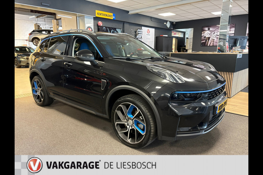 Lynk & Co 01 1.5 modeljaar 2023 prijs rijklaar ! Infinity / 360camera / Panorama-dak / apple carplay