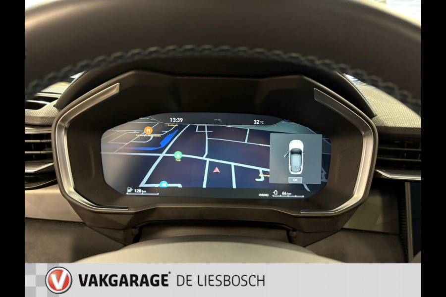 Lynk & Co 01 1.5 modeljaar 2023 prijs rijklaar ! Infinity / 360camera / Panorama-dak / apple carplay