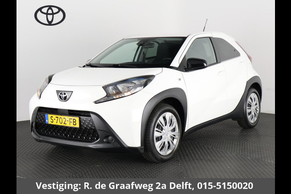Toyota Aygo X 1.0 VVT-i MT Play | 1e eigenaar | Apple Carplay & AndroidAUTO | Privacy Glass | Camera |