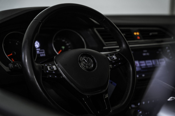 Volkswagen Tiguan 1.4 TSI 4Motion Highline 150PK | Stoelverwarming | Cruise | App Connect |