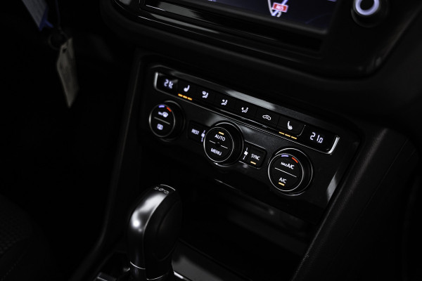 Volkswagen Tiguan 1.4 TSI 4Motion Highline 150PK | Stoelverwarming | Cruise | App Connect |