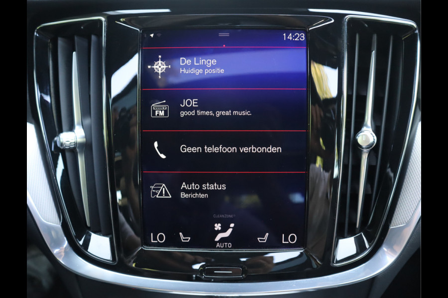 Volvo V60 2.0 T4 R-Design / Panoramadak / Trekhaak