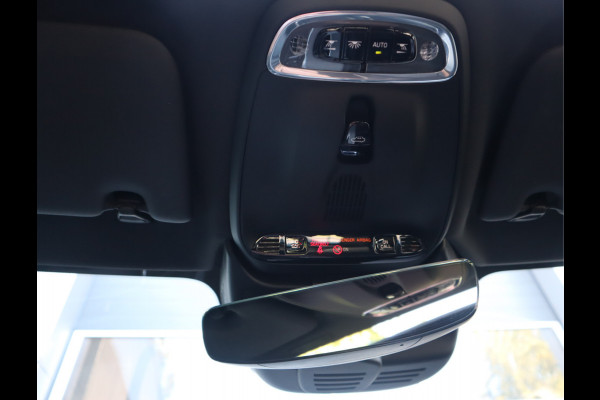 Volvo V60 2.0 T4 R-Design / Panoramadak / Trekhaak